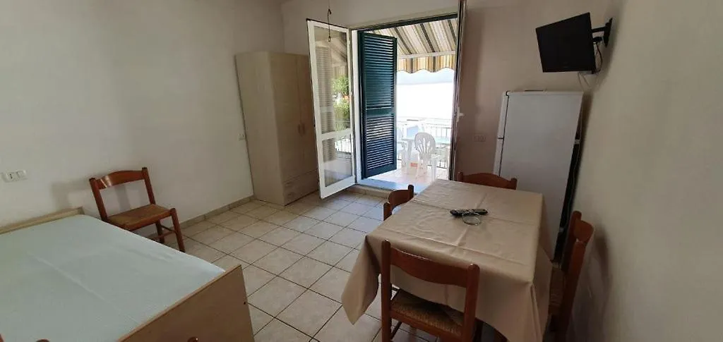 ** Hotell Appartamenti Villa Miramare Capoliveri  Italien