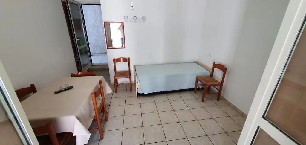 ** Отель Appartamenti Villa Miramare Каполивери Италия
