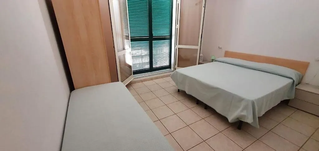 Appartamenti Villa Miramare Каполивери 2*,