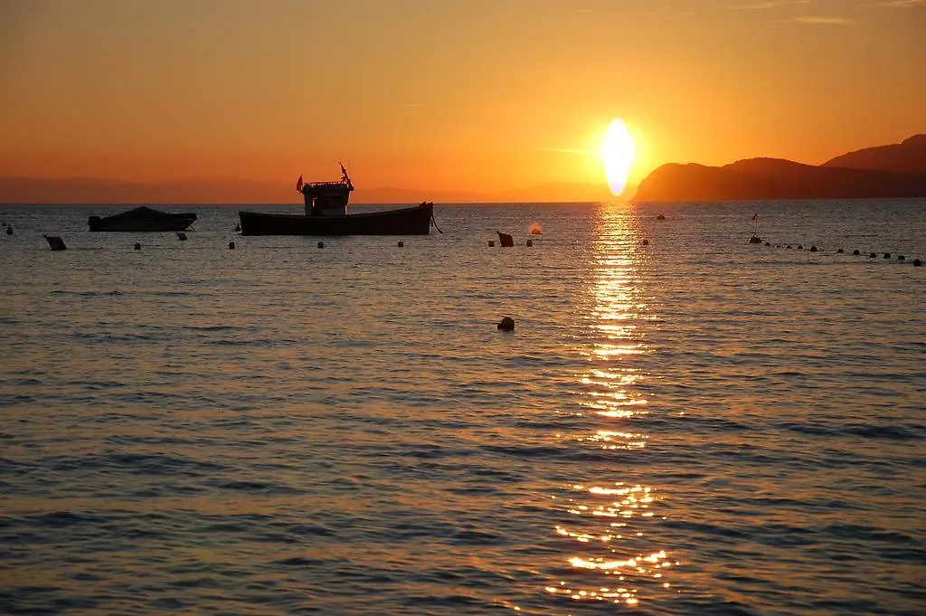 ** Hotell Appartamenti Villa Miramare Capoliveri  Italien