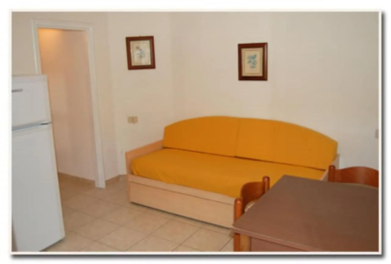 Appartamenti Villa Miramare Каполивери Отель