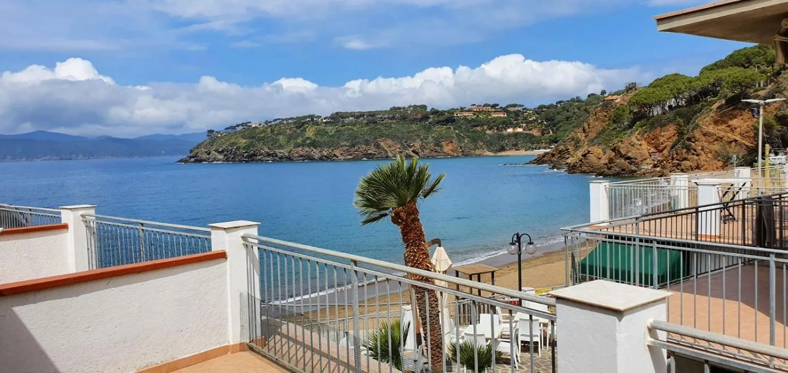 Appartamenti Villa Miramare Каполивери Отель